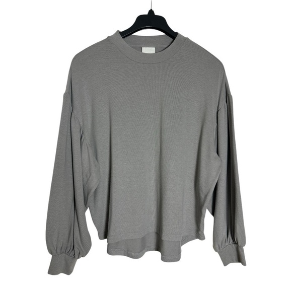 Varley Sweaters - Varley Grey Puff Sleeves Top Size L